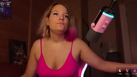 Lady online show from 06/16/26, 04:31
