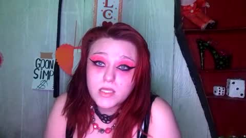 Snapshot of findommefoxi chatting on 02/03/25, 07:18 findommefoxi online show from 02/03/25, 07:18