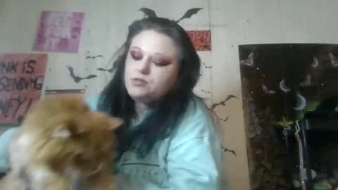 Snapshot of findommefoxi chatting on 09/21/25, 08:38 findommefoxi online show from 09/21/25, 08:38