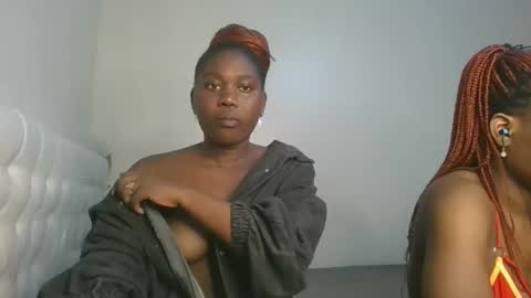 melanie online show from 11/03/25, 01:08