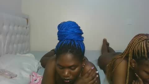 melanie online show from 11/30/25, 11:53