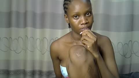 Snapshot of fine_queen12 chatting on 12/30/24, 03:02 fine_queen12 online show from 12/30/24, 03:02