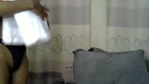 Snapshot of fine_queen12 chatting on 01/04/25, 06:19 fine_queen12 online show from 01/04/25, 06:19