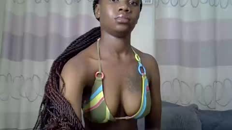 Snapshot of fine_queen12 chatting on 03/10/25, 06:38 fine_queen12 online show from 03/10/25, 06:38