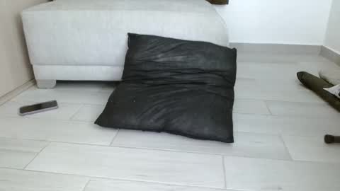 finebitches online show from 12/18/25, 09:32