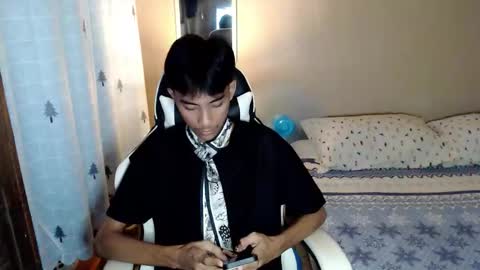 fineboii_rey18 online show from 10/07/25, 03:20