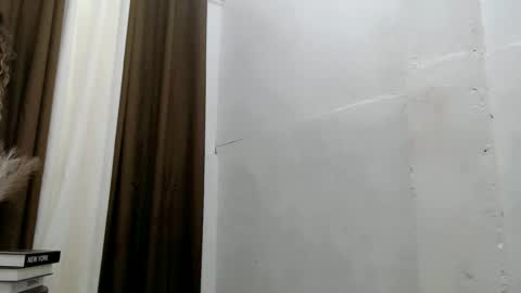 Jasmine online show from 10/20/25, 12:22