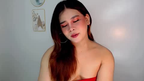 Jasmine online show from 05/13/26, 10:49