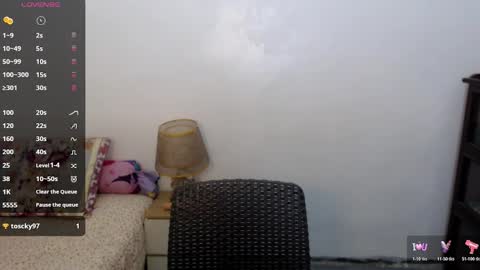 Snapshot of finestme18_ chatting on 11/04/25, 02:27 Ayesha online show from 11/04/25, 02:27