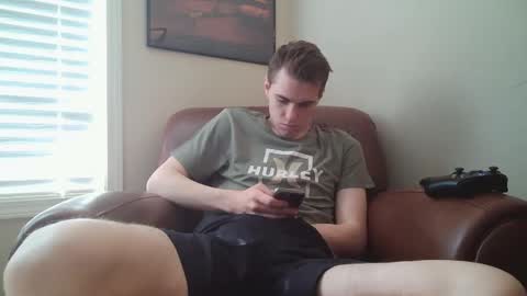 Snapshot of finnabun33 chatting on 04/17/26, 03:26 Jake I am Bicurious online show from 04/17/26, 03:26