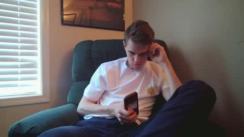 Snapshot of finnabun33 chatting on 05/10/26, 05:51 Jake I am Bicurious online show from 05/10/26, 05:51