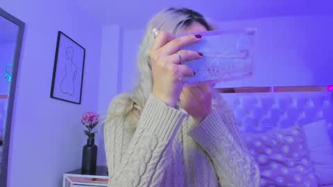 finnky1 online show from 02/14/25, 03:33