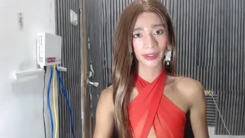 Snapshot of fiona908995 chatting on 06/29/26, 10:48 fiona908995 online show from 06/29/26, 10:48