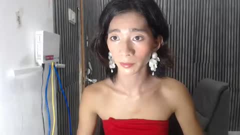 Snapshot of fiona908995 chatting on 06/30/26, 01:01 fiona908995 online show from 06/30/26, 01:01