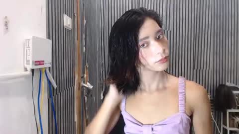 Snapshot of fiona908995 chatting on 07/20/26, 10:50 fiona908995 online show from 07/20/26, 10:50