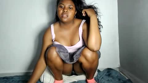 fiona_00 online show from 06/04/26, 03:51