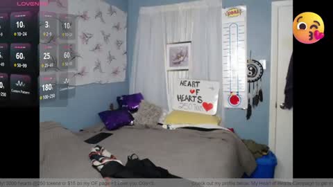 Snapshot of fionna_fineas chatting on 11/22/25, 07:02 Fionna online show from 11/22/25, 07:02