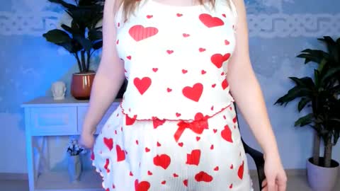 fiora online show from 11/22/25, 02:27