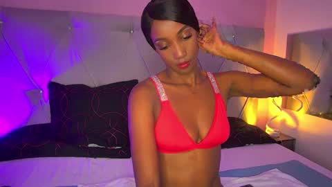 Fiorela Lenin  online show from 10/03/25, 06:49