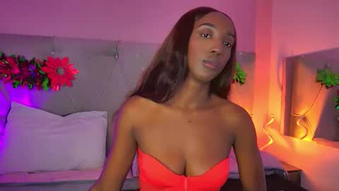 Fiorela Lenin  online show from 12/17/25, 05:30