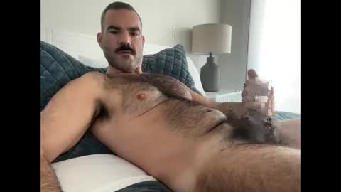 Snapshot of fipguy chatting on 04/04/26, 11:51 Daddy Cam online show from 04/04/26, 11:51