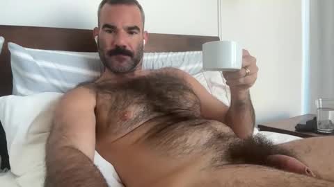 Snapshot of fipguy chatting on 05/04/26, 01:18 Daddy Cam online show from 05/04/26, 01:18
