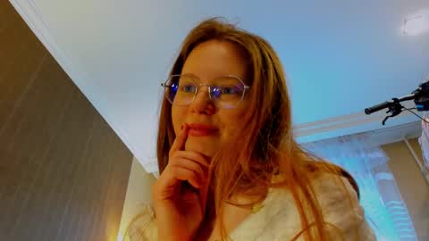 Snapshot of fire_luna chatting on 01/08/25, 08:16 fire_luna online show from 01/08/25, 08:16