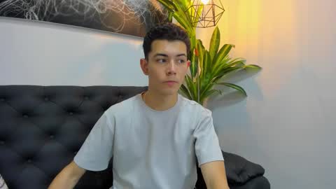 Nicolas online show from 03/13/26, 08:26