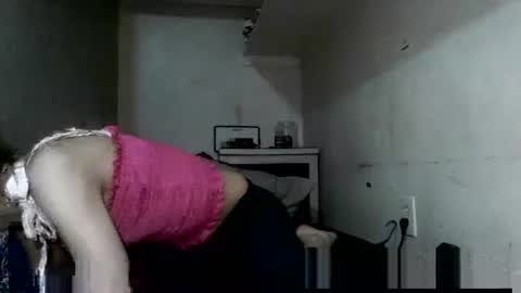 FirstTimeFeak online show from 04/29/26, 09:54