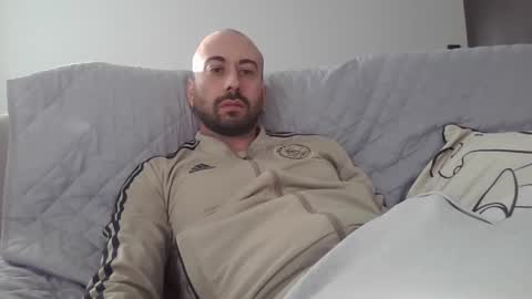 Snapshot of fisarmonico chatting on 12/25/24, 01:41 fisarmonico online show from 12/25/24, 01:41