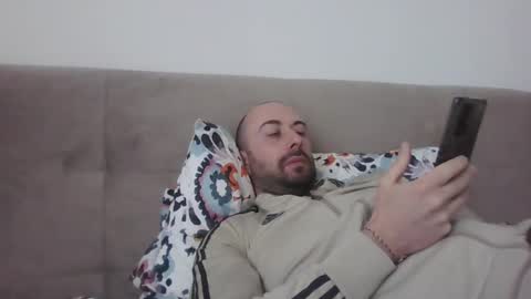 Snapshot of fisarmonico chatting on 01/11/25, 01:01 fisarmonico online show from 01/11/25, 01:01