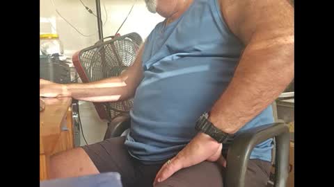 Snapshot of fishism21cb2 chatting on 09/23/25, 12:57 fishism21cb2 online show from 09/23/25, 12:57