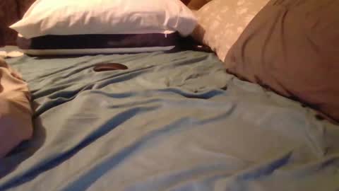 Snapshot of fitbit90 chatting on 03/06/26, 11:01 FitBit online show from 03/06/26, 11:01