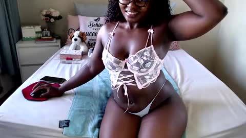 fitblair66_ online show from 05/03/26, 01:50