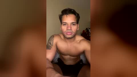 Snapshot of fitbody593064 chatting on 05/17/26, 10:28 fitbody593064 online show from 05/17/26, 10:28