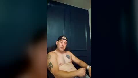Snapshot of fitdaddylove chatting on 06/29/26, 03:57 FitDaddy online show from 06/29/26, 03:57