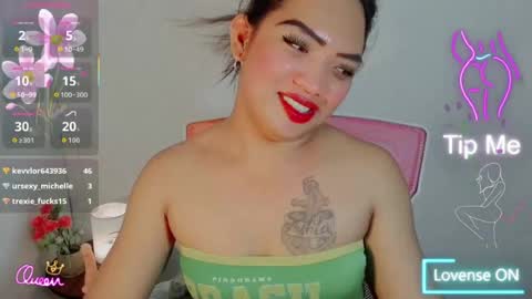 Snapshot of fitfemme_anna chatting on 07/28/26, 07:39 fitfemme_anna online show from 07/28/26, 07:39