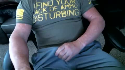 Snapshot of fitguy40 chatting on 01/30/25, 09:14 fitguy40 online show from 01/30/25, 09:14