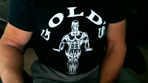 Snapshot of fitguy40 chatting on 02/20/25, 09:53 fitguy40 online show from 02/20/25, 09:53