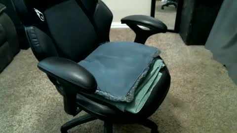 Snapshot of fitguy40 chatting on 09/15/25, 08:09 fitguy40 online show from 09/15/25, 08:09