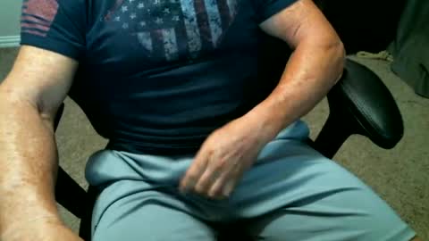 fitguy40 online show from 06/17/26, 03:31