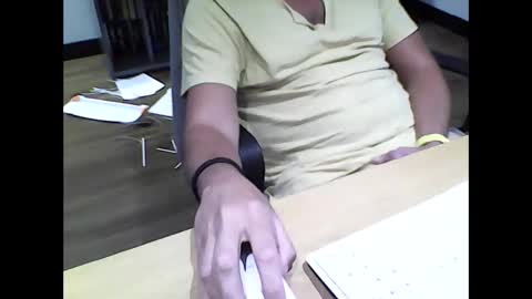 Snapshot of fitnsexy chatting on 09/22/25, 06:32 fitnsexy online show from 09/22/25, 06:32