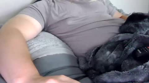 Snapshot of fitsutd23 chatting on 09/10/25, 05:24 fitsutd23 online show from 09/10/25, 05:24