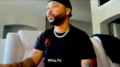 King E  online show from 04/25/26, 02:25