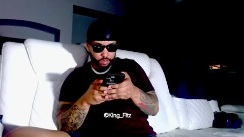 King E  online show from 04/28/26, 01:15