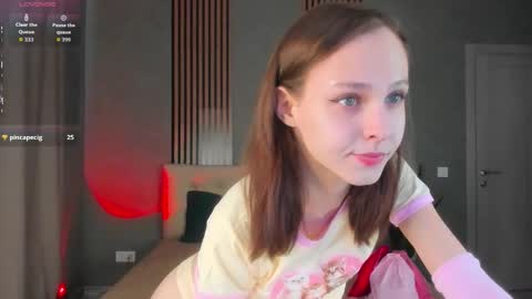 im Linda please give me thumbs up online show from 02/23/26, 03:26