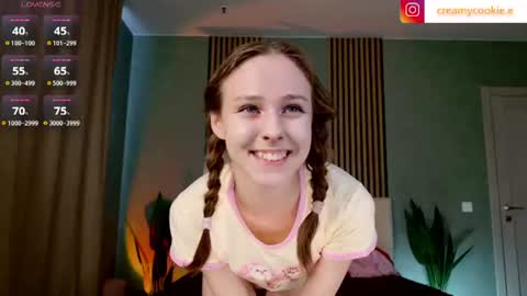 im Linda please give me thumbs up online show from 06/22/26, 09:50