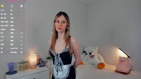Snapshot of fizana chatting on 04/21/26, 02:37 Kira online show from 04/21/26, 02:37