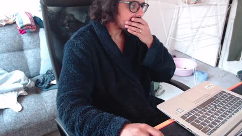 Snapshot of fizz6572 chatting on 12/16/24, 08:41 fizz6572 online show from 12/16/24, 08:41