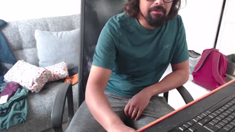 Snapshot of fizz6572 chatting on 12/23/24, 10:21 fizz6572 online show from 12/23/24, 10:21